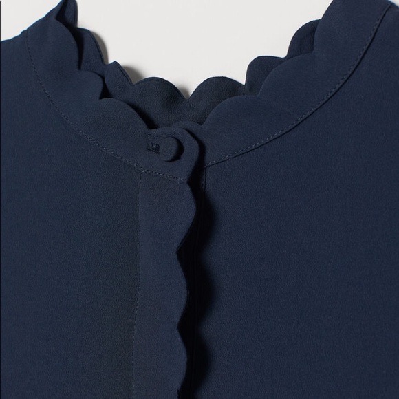 H&M Scalloped Trimmed Blouse (NWT) - Picture 5 of 12